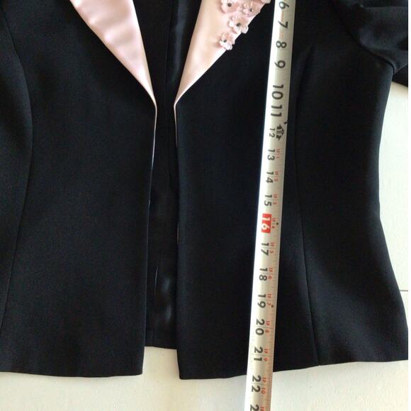 Talbots Black/Pink, Silk Like, Open, Flower Collared Detailed, Lined, Blazer- 12 - Picture 7 of 8